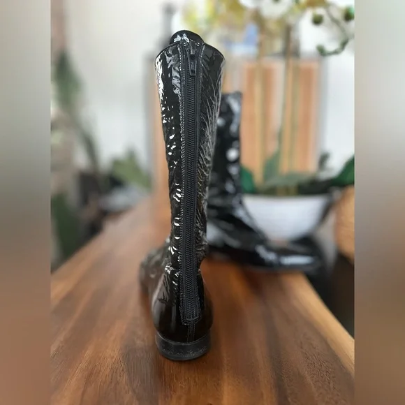 MANOLO BLAHNIK VINTAGE PATENT LEATHER BOOT size EU 35.5 - Picture 11 of 11